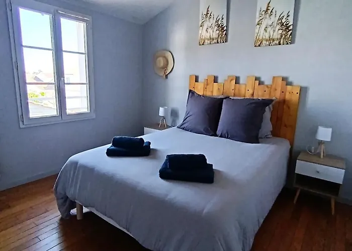 Linge Fourni 3 Etoiles Proche Et Centre Saint-Gilles-Croix-de-Vie