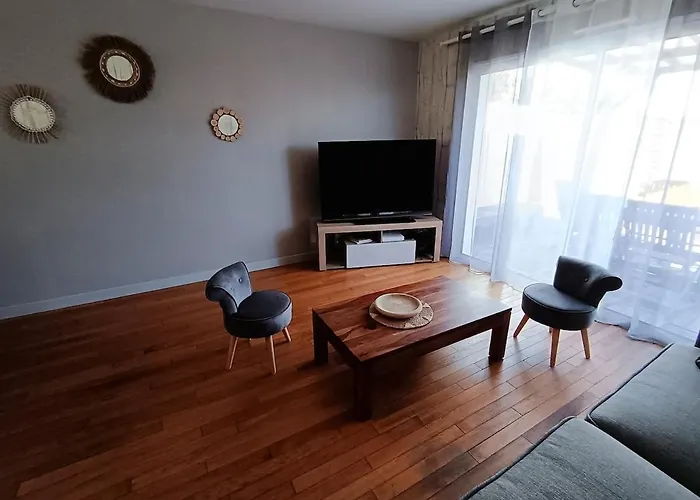 Linge Fourni 3 Etoiles Proche Et Centre * Saint-Gilles-Croix-de-Vie