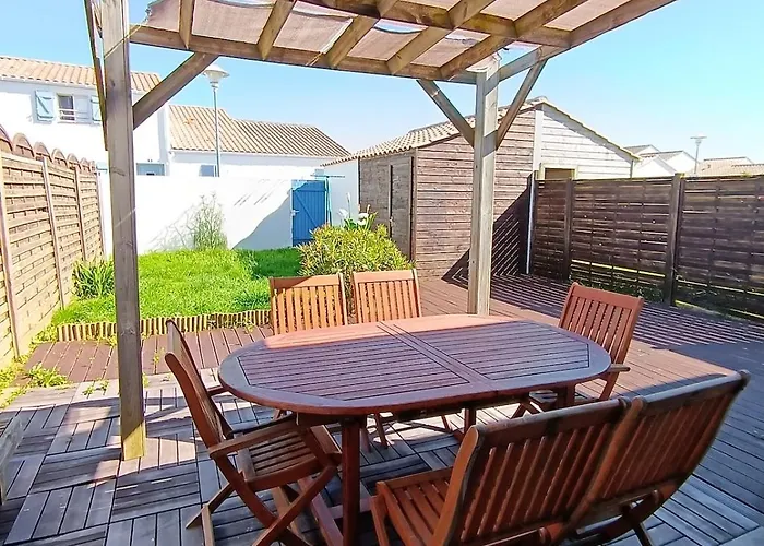 Semesterbostad Linge Fourni 3 Etoiles Proche Et Centre *